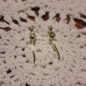 Vintage 1960 Nemo Signed Gold Tone Long Tail Kitten Cat Stick Pins Set Of 2